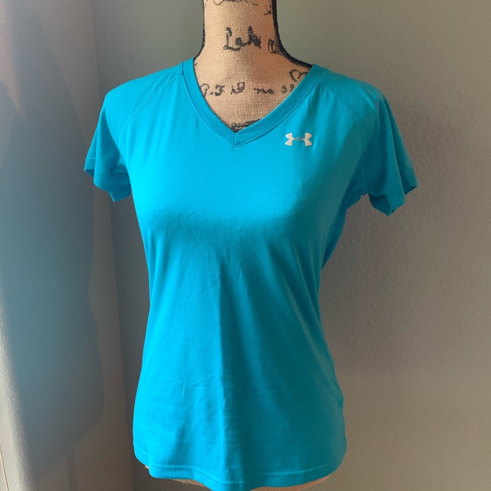 Under Armour - Semi Fitted Heat Gear T shirt